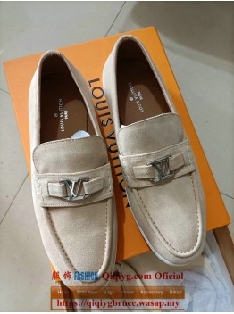 qiqiyg.com Official 2025 Hot Sale Wholesale Fashion Whatsapp:+8613489598361 QQ052